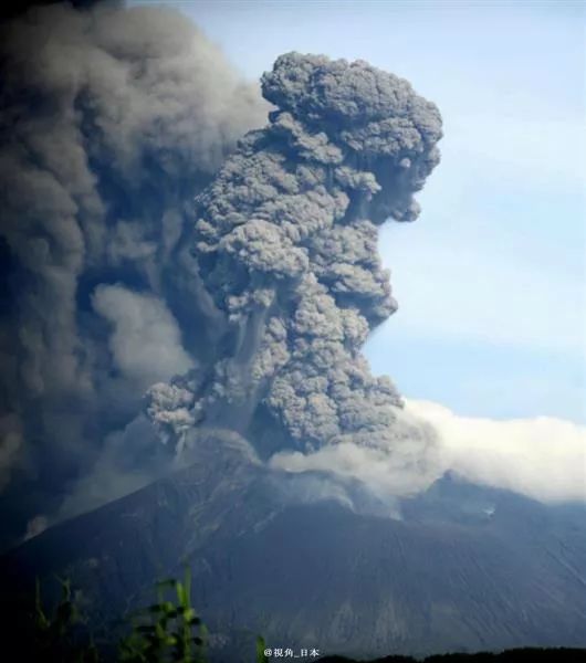 特準(zhǔn)碼資料大全澳門,日本鹿兒島火山深夜連續(xù)噴發(fā)